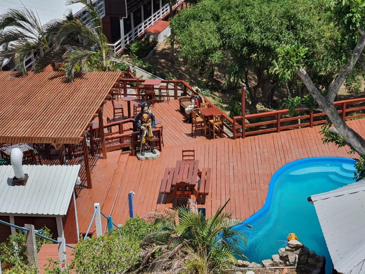 Hotel And Dive Center Roatan Yacht Club French Harbour Zewnętrze zdjęcie