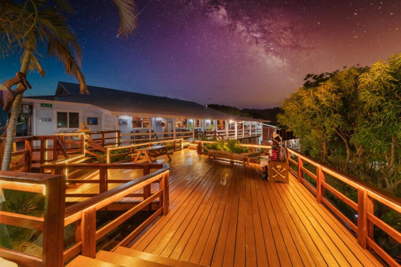 Hotel And Dive Center Roatan Yacht Club French Harbour Zewnętrze zdjęcie
