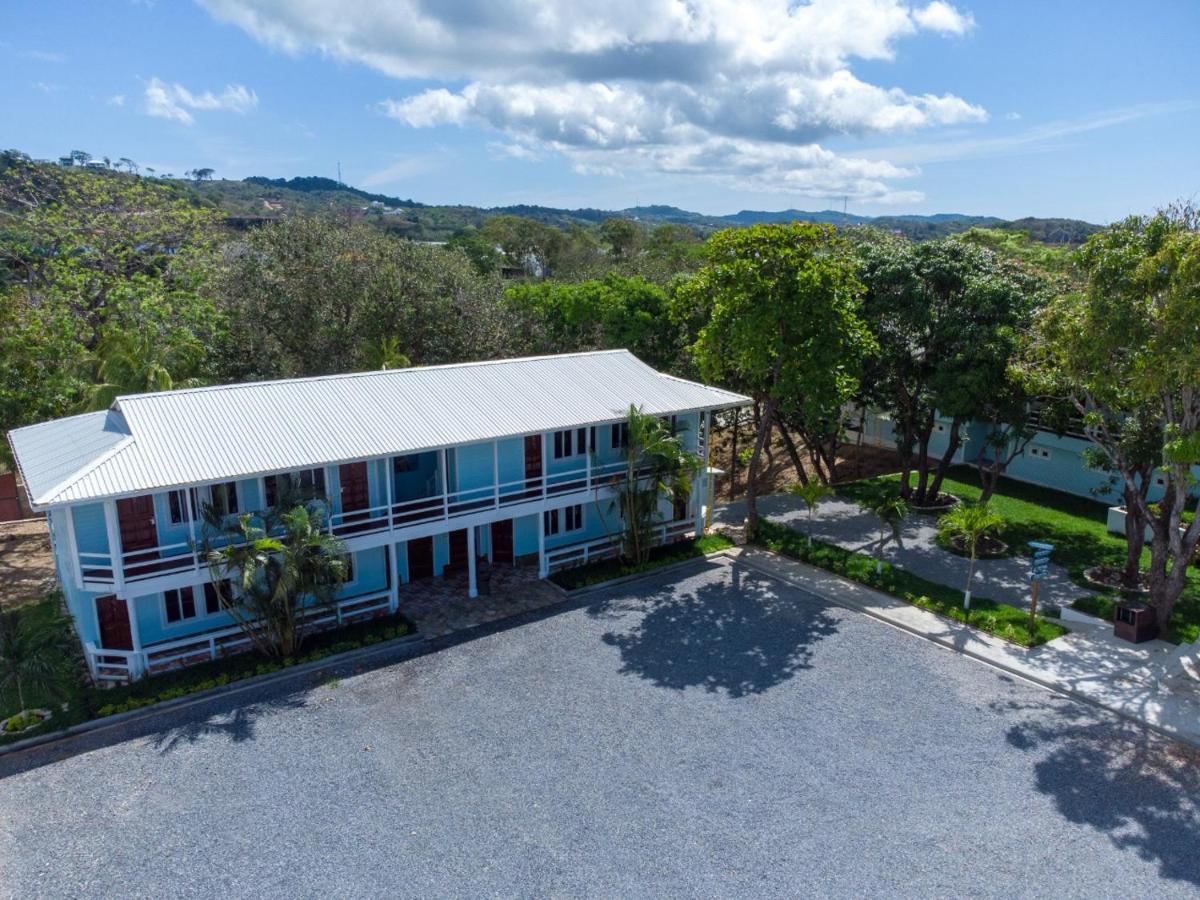 Hotel And Dive Center Roatan Yacht Club French Harbour Zewnętrze zdjęcie